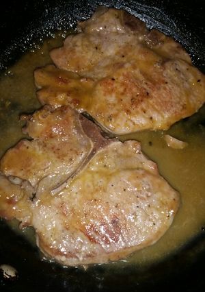 Una foto de Chuletas de cerdo/cochino en salsa de Mango