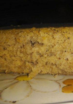 A picture of Banana bread/cake.