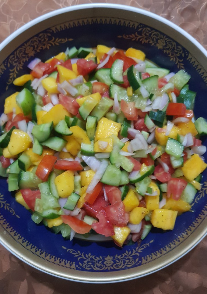 A picture of Mango Salsa.