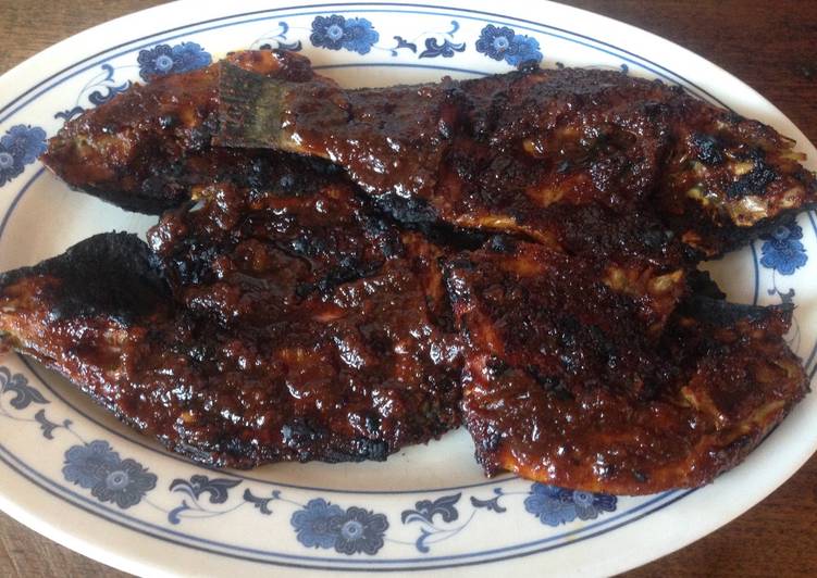 Resep Ikan Bakar Pedas Manis Oleh Nugrahayu Dewanti Cookpad