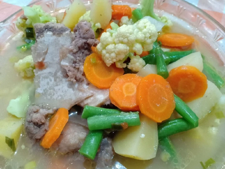 Cara Mudah Membuat Resep Sop tulang sapi yang Lezat Sekali Anti Ribet, Mantap Sekali
