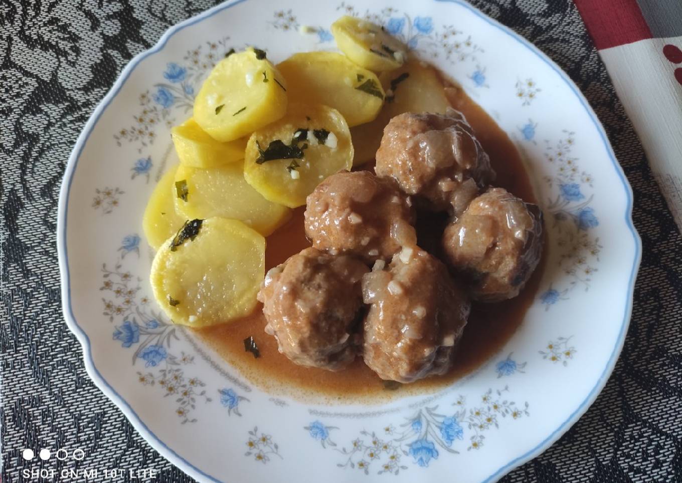 Albóndigas en salsa en 30 minutos
