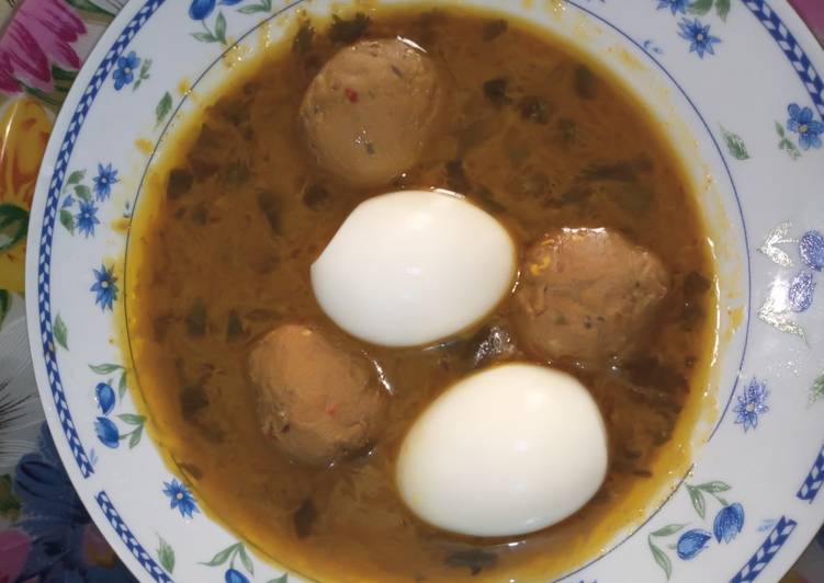 Anda kofta curry