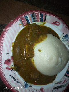 A picture of Tuwon semo miyan kuka.