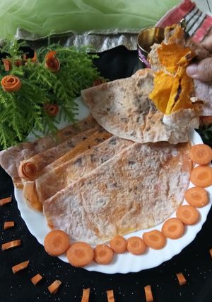 A picture of Gajar Halwa Poli.