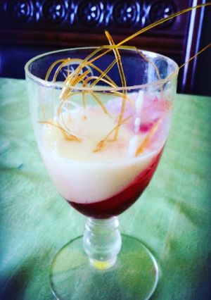 Una foto de Postre de sémola y jalea 🍧