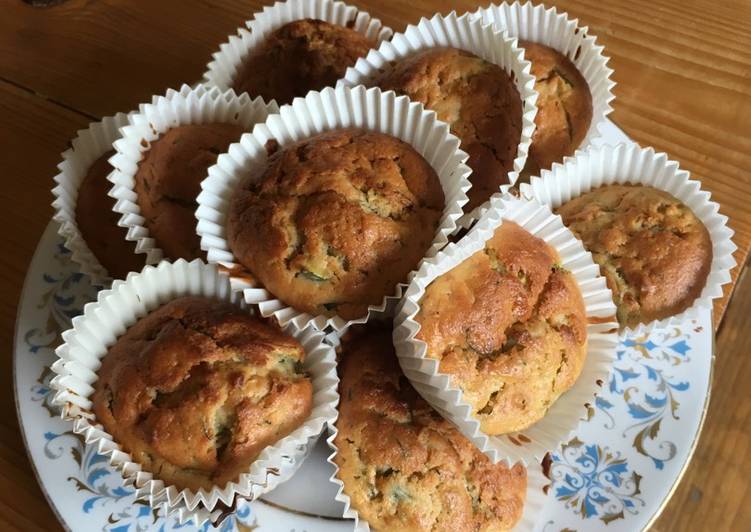 Steps to Prepare Any-night-of-the-week Courgette and Apple Muffins