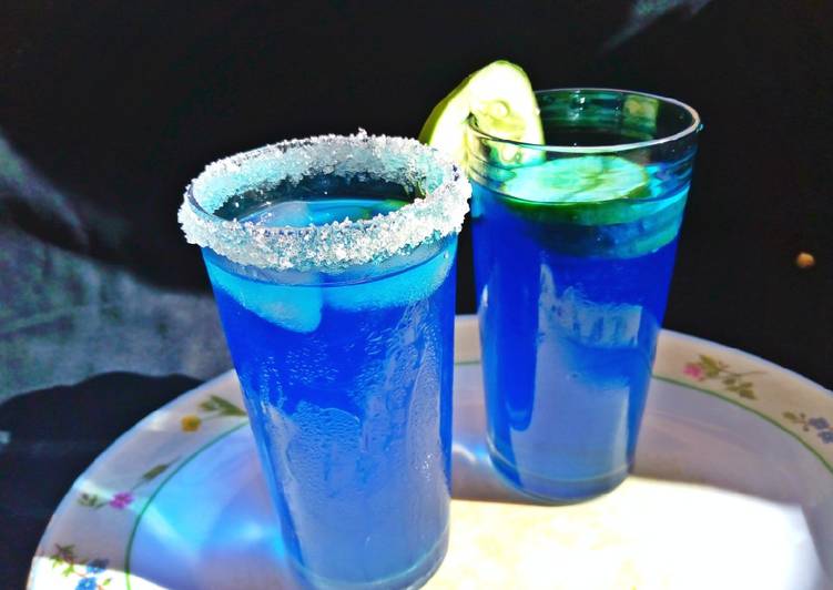 Easiest Way to Prepare Blue Hawaii