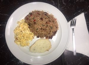 Una foto de Gallo Pinto 🇨🇷