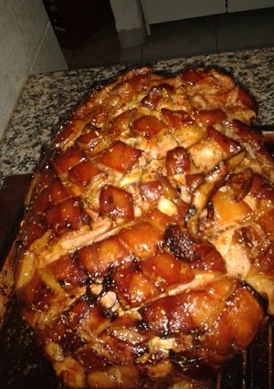 Una foto de Pernil de Cerdo al Horno