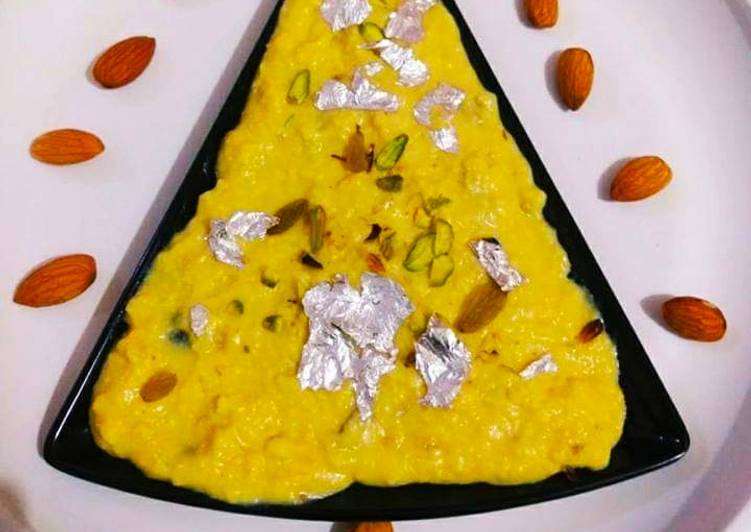 Steps to Make Favorite Leftover mithai halwa