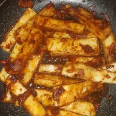 A picture of Chilli fried yam.
