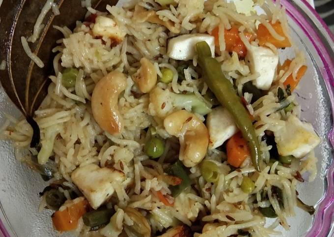 Veg cooker pulao