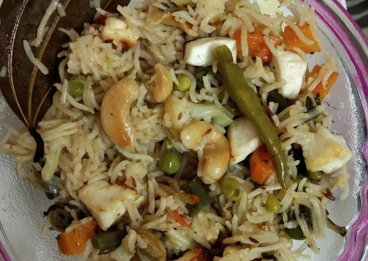 How to Prepare Homemade Veg cooker pulao