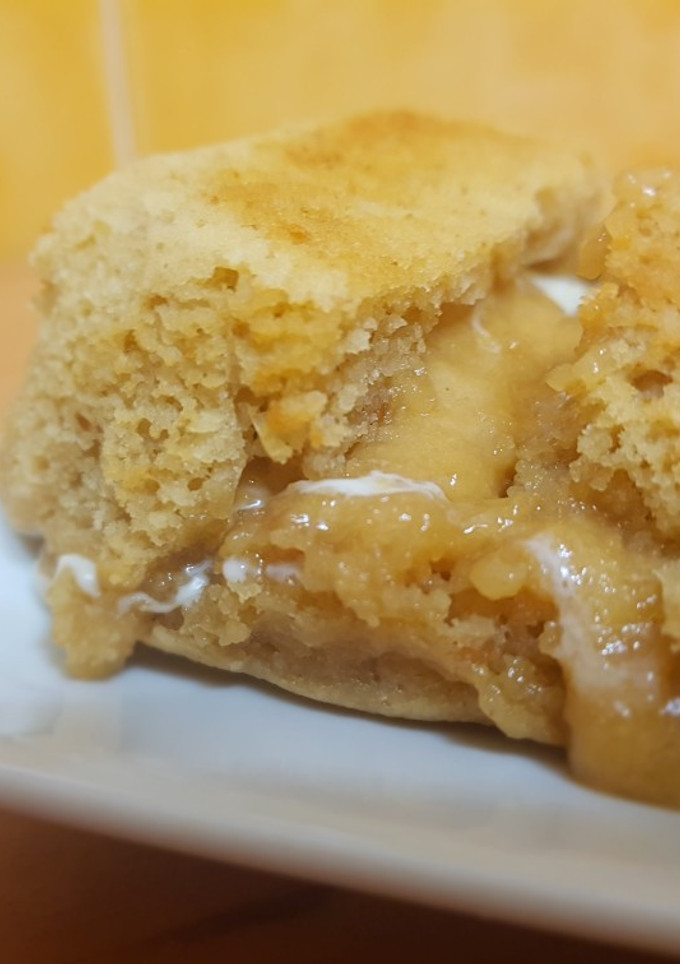 Una foto de Blondie coulant de crema de cacahuete
