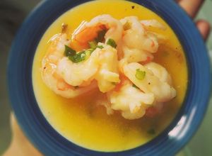 Hình của món Tôm sốt cam canh cho bé.