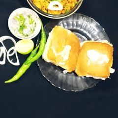 A picture of Burji pav.