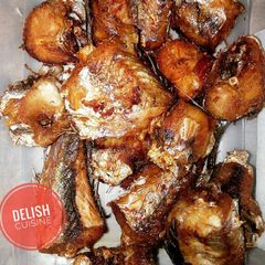 A picture of Fried fish.