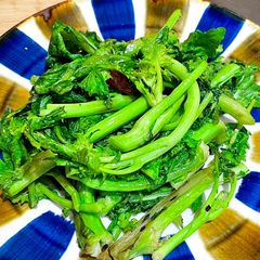 A picture of Stirfry Friarielli with Aglio Olio.