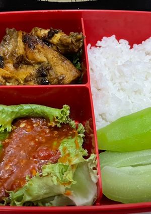 Foto resep Ayam Bakar Satset dan Sambal Rebus