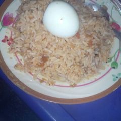A picture of Economic jollof ricr.