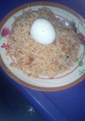 A picture of Economic jollof ricr.