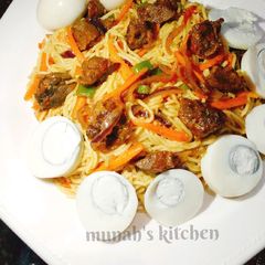 A picture of Fried spaghetti.