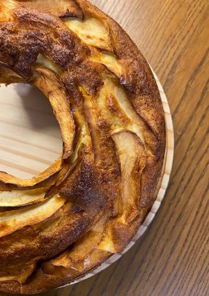 Foto principal de Bizcocho de manzana relleno de crema (Freidora de aire)