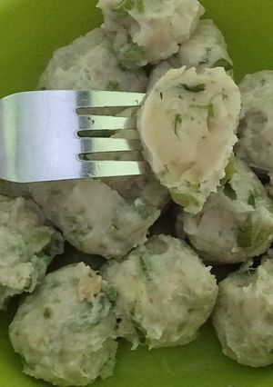 Foto resep Pentol ayam sayur friendly gerd (tanpa telur)