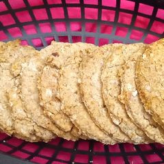 A picture of Sugar free digestive biscuits. Poppy seeds optional.