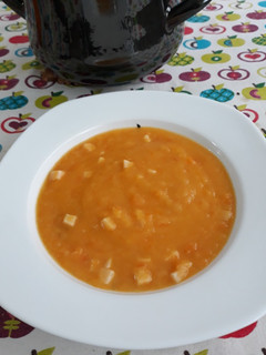 Una foto de Puré de verduras, patata, zanahoria y calabaza