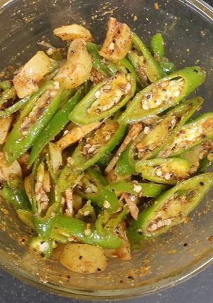 A picture of Amla Mirchi ka Achar.