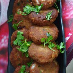 A picture of Shami kabab.