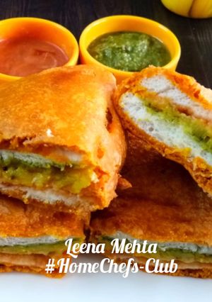 A picture of Cheesy Bread Pakoda.