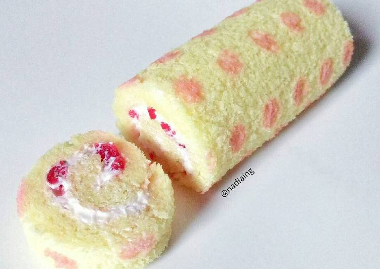 Resep Roll Cake Putih Telur Anti Gagal