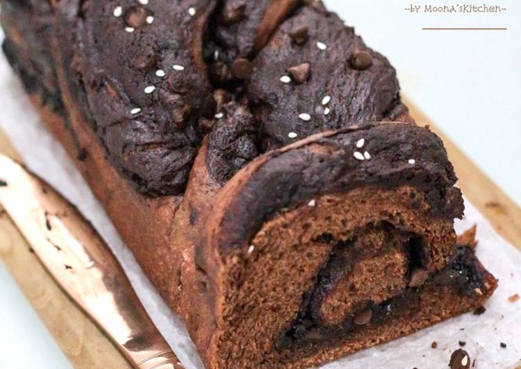 Triple Chocolate Babka