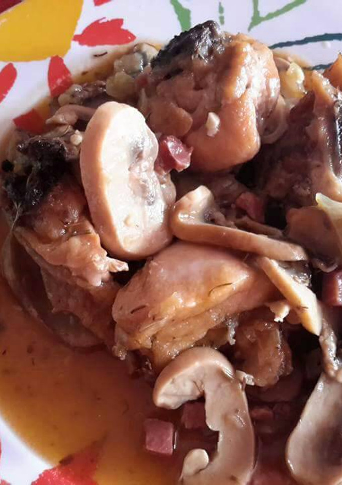 Una foto de Pollo a la cazadora