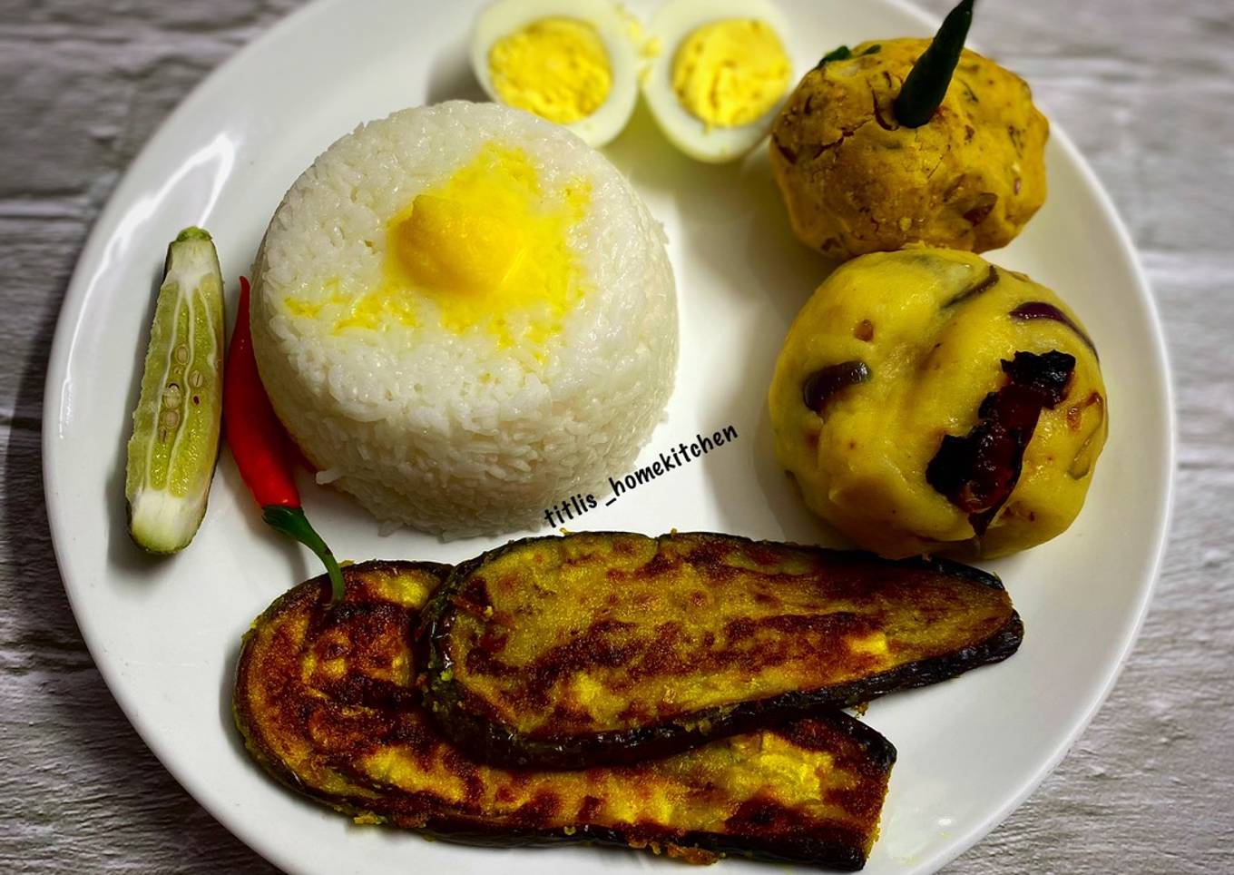 Comfort Aloo Bhorta and Daal Bhorta
