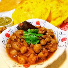 A picture of Choley bhature.