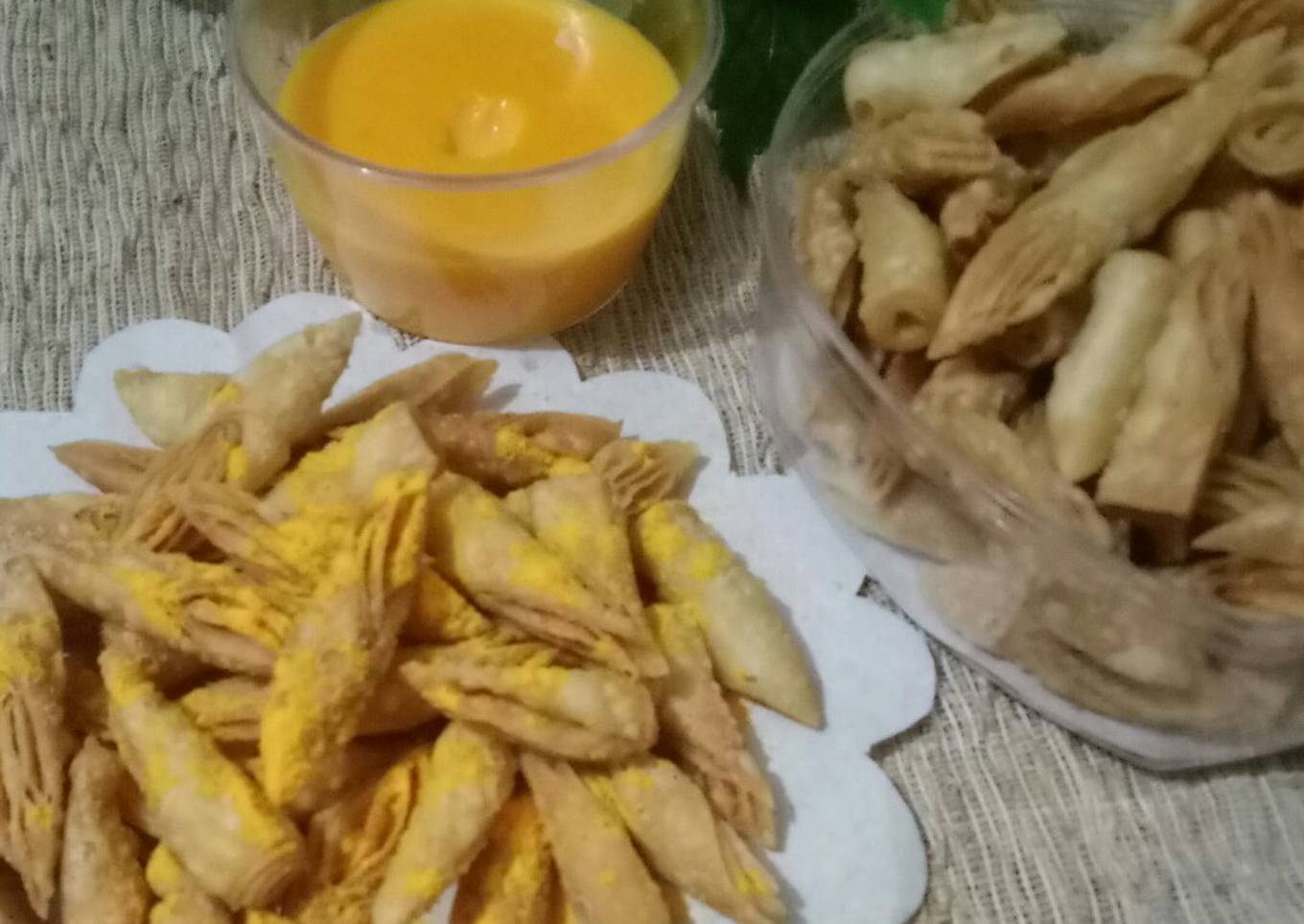 187. Kripik kulit pangsit