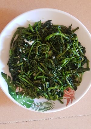 Hình của món Rau muống xào tỏi.