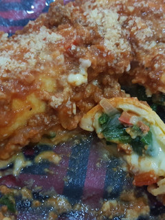 Una foto de Canelones con salsa bolognesa!