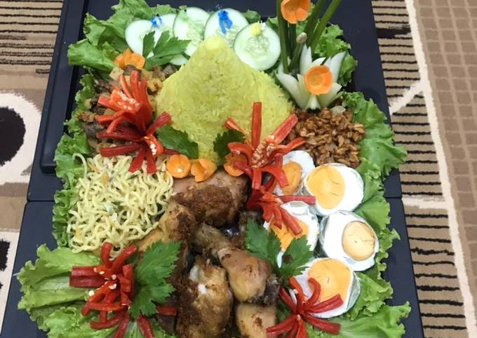 Nasi kuning magic com