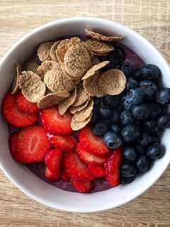 Una foto de Açai bowl nutritivo
