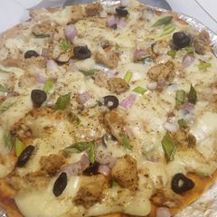 A picture of Ginger malai boti pizza 🍕😋.