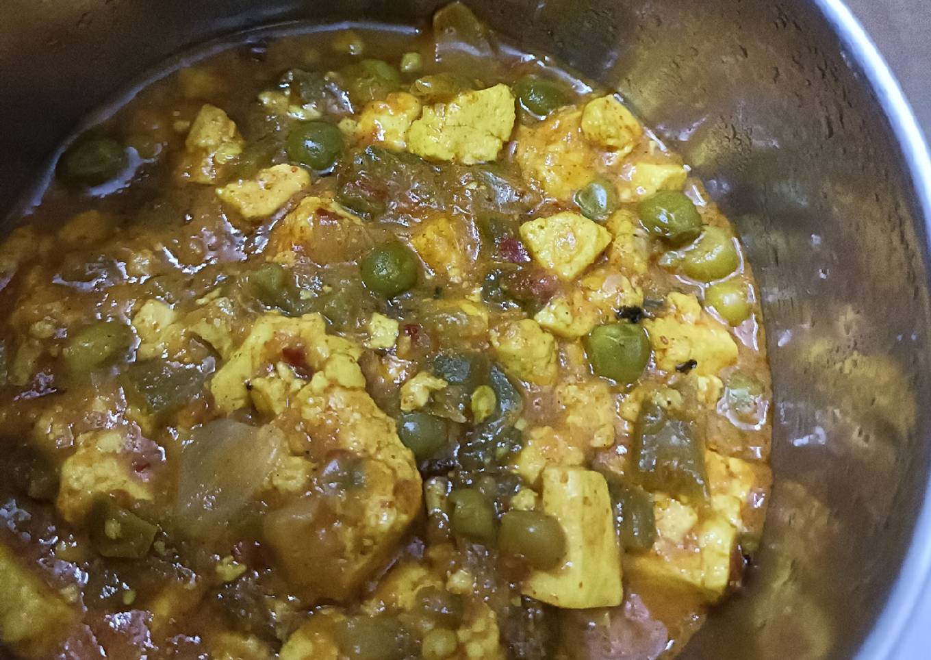 Matar paneer ka sabzi