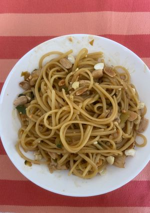 Una foto de Tallarines Teriyaki