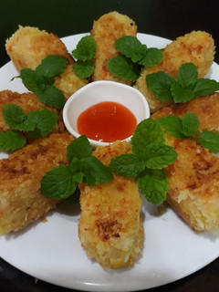 Hình của món Chả khoai tây chiên xù.