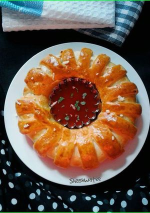 A picture of Chicken cheesy ring.
