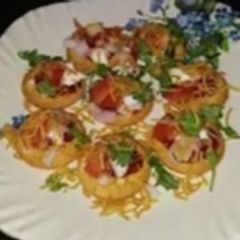 A picture of Monaco biscuits topping.